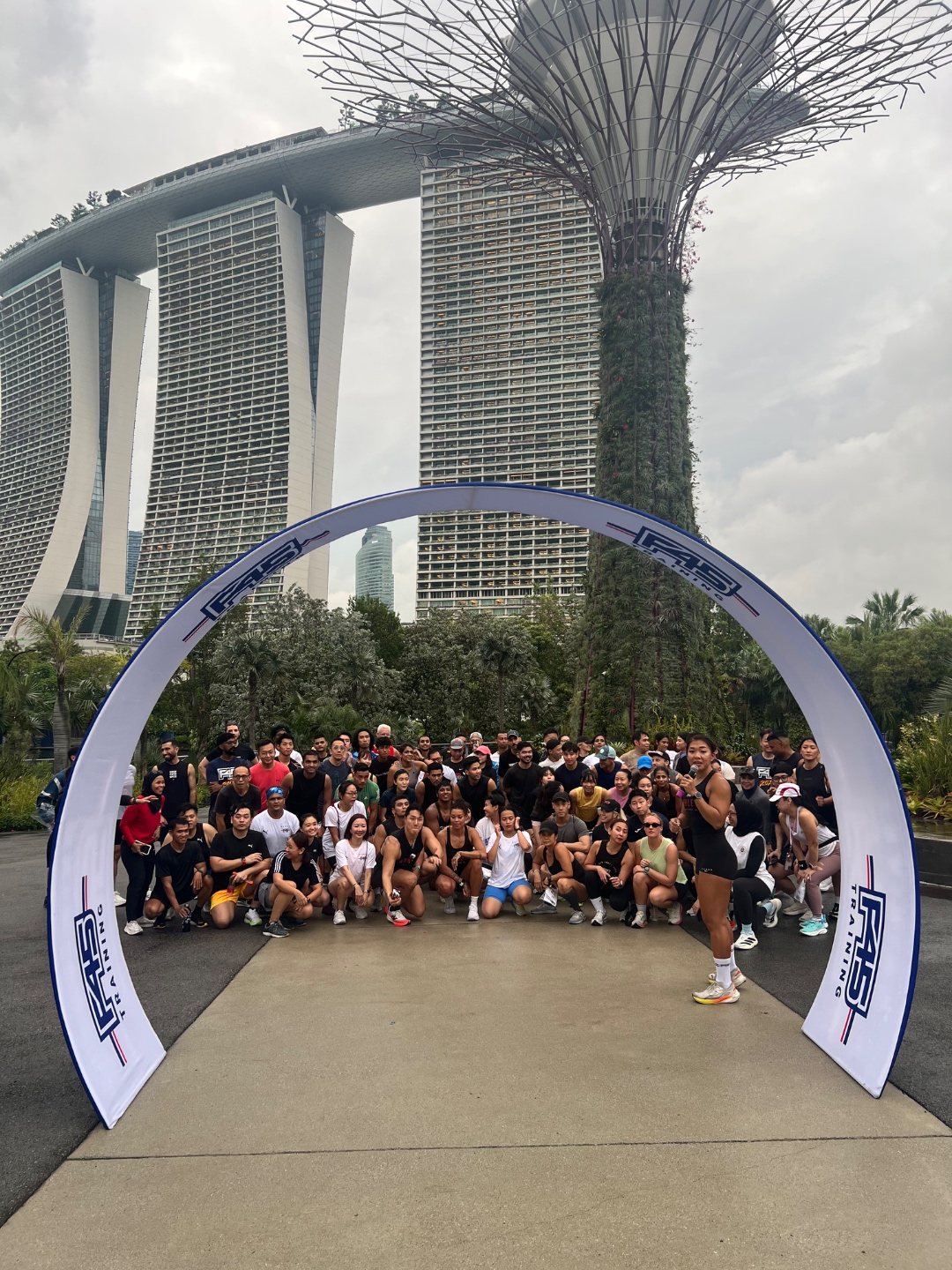 F45 run club Singapore — Gardens by the Bay